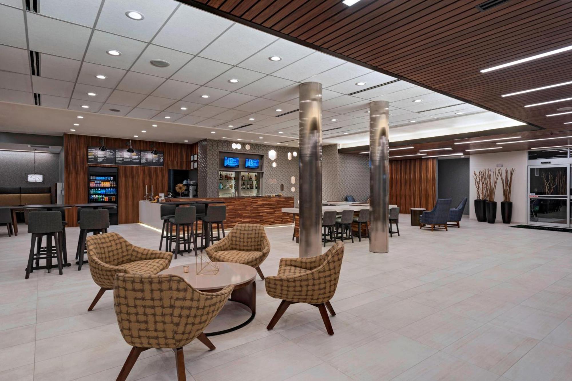Courtyard By Marriott Houston Sugar Land/lake Pointe Hotel Sugar Land