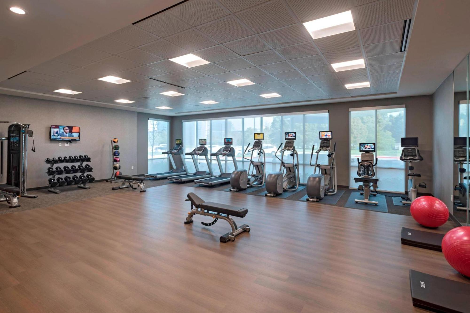 Courtyard By Marriott Houston Sugar Land/lake Pointe Hotel Sugar Land
