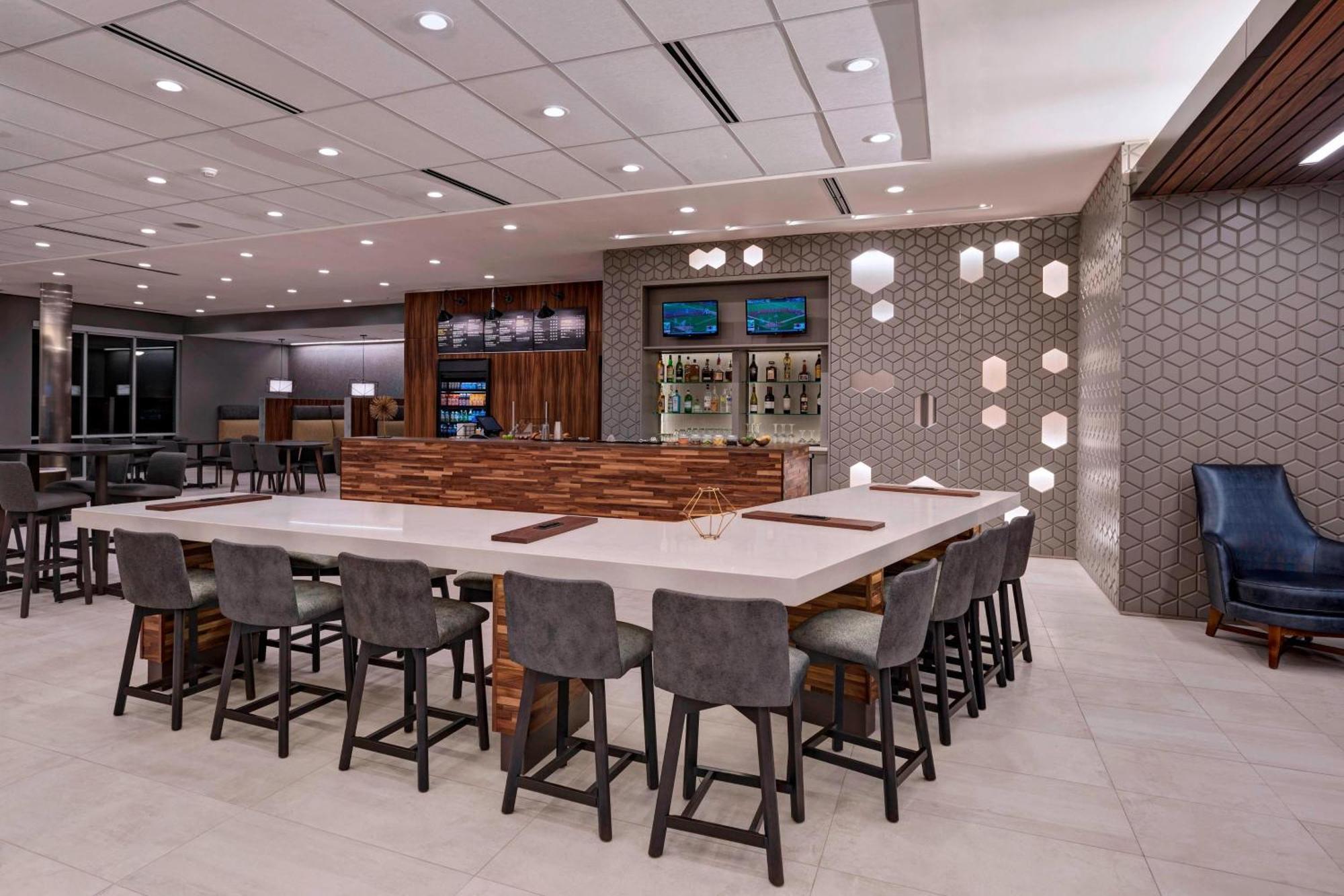Courtyard By Marriott Houston Sugar Land/lake Pointe 3* Sugar Land